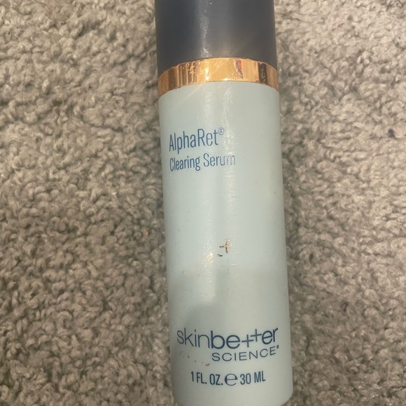 Skinbetter science alpharet clearing serum used once